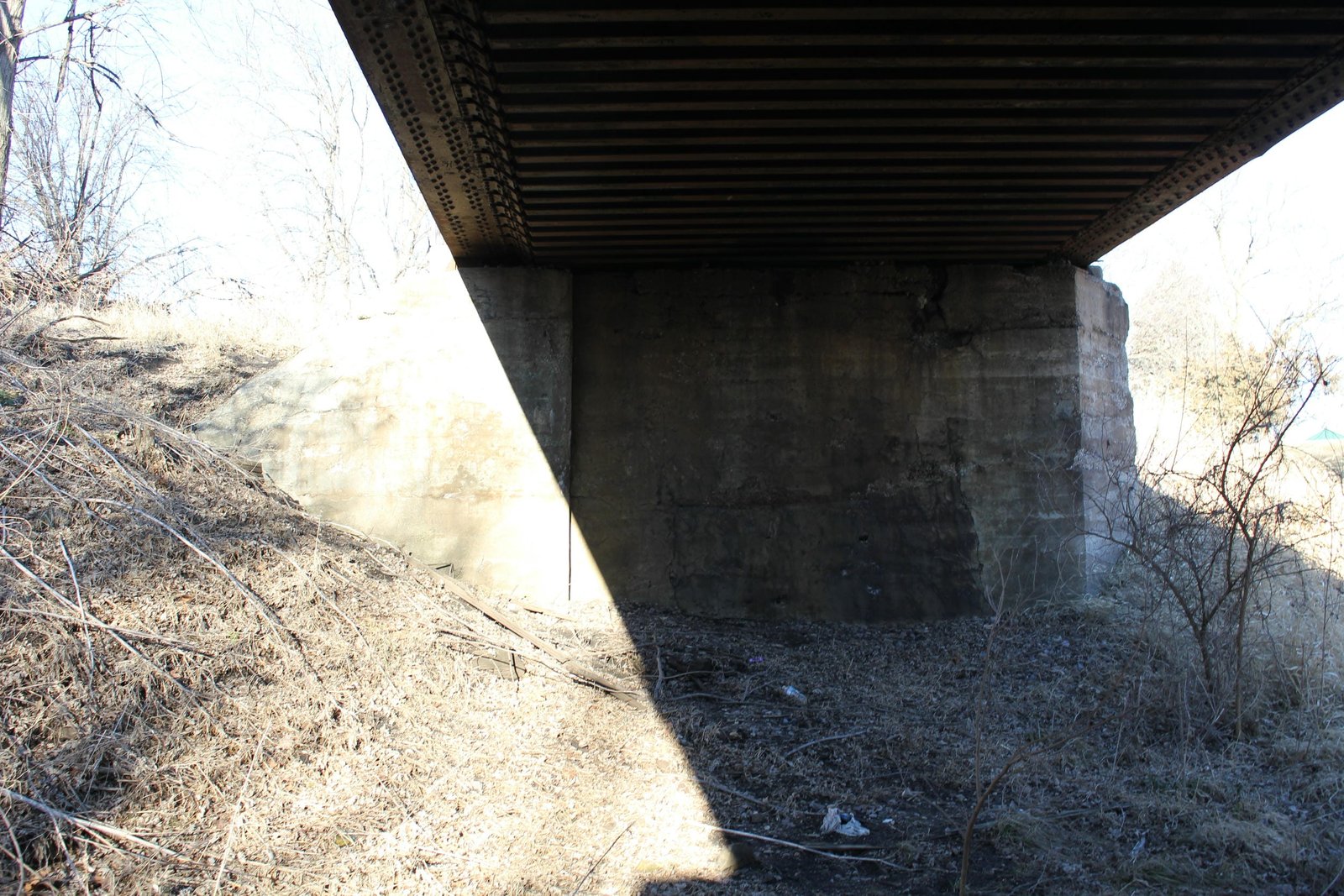 North abutment